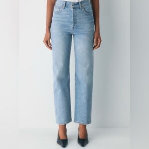 Aritzia Denim Forum The Arlo Hi-Rise Straight Jean Size 28